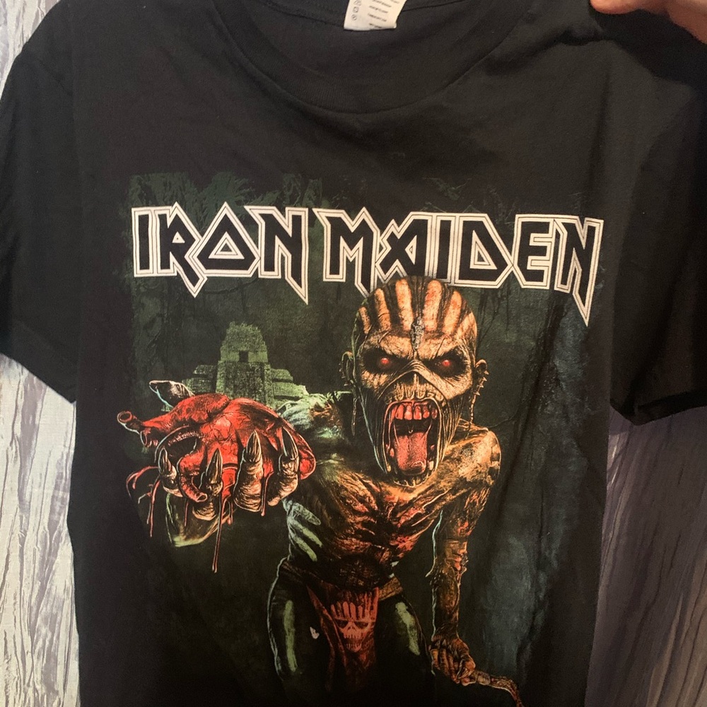 IRON MAIDEN TOP